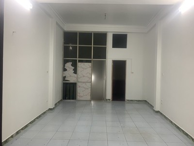 Cho thuê nguyên nhà  mặt phố trương định,  hai bà trưng 1