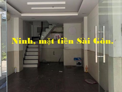 Bán nhà mt kd trung tâm quận 10, đường hòa hưng, p12, 2 tầng, chỉ 4.5 tỷ. 0