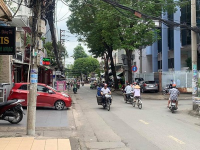 Bán nhà mt kd trung tâm quận 10, đường hòa hưng, p12, 2 tầng, chỉ 4.5 tỷ. 4