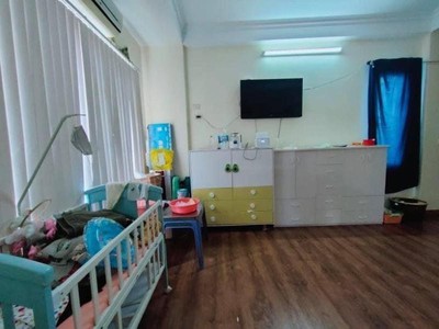 Chính chủ nhờ tìm người thuê toàn bộ nhà kinh doanh mặt phố ngã tư sở, quận đống đa 3