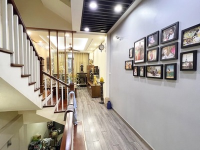 Siêu phẩm 6 tầng thang máy kinh doanh kđt văn khê  chỉ 8,9 tỷ. gọi ngay công nhà tuyển hà đông 0