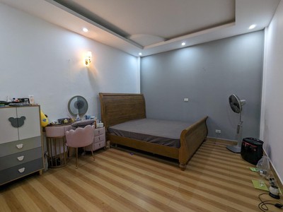 Siêu phẩm phân lô vỉa hè mộ lao mặt tiền 5m, 5 tầng chỉ nhỉnh 9 tỷ. gọi ngay công nhà tuyển hà đông 2