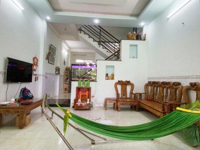 Diện tích khủng linh đông 66m2 4,8 tỷ,3 tầng 4 phòng ngủ 2 toilet,mặt tiền xe hơi vi vu.công năng 1