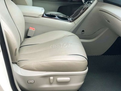 Chính chủ bán TOYOTA VENZA nhập Mỹ động cơ 2.7 6