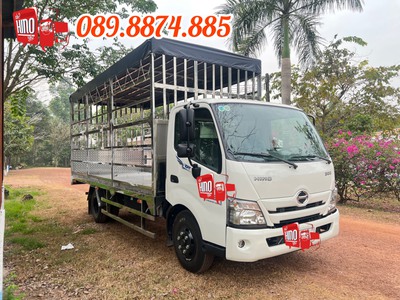 Xe Tải HINO XZU720L 3.15 Tấn - Thùng Chở Gia Cầm 196 Lồng 2