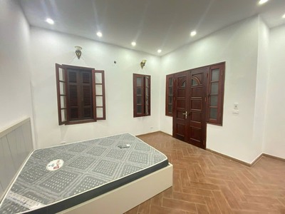 Cho thuê Nhà gần Thung lũng hoa Hồ Tây 4