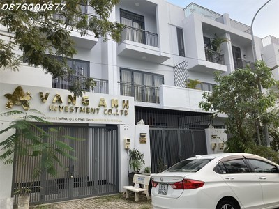 Bán nhà phố lê văn lương nhà bè.nhà mới 100 3 lầu  sân thượng,hxh,quy hoạch đồng bộ,cách 1