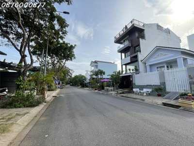 Ngộp bank bán gấp lô đất lê văn lương nhà bè.dt 6 x21.mt đường16m đối diện trường mầm non,cách 2