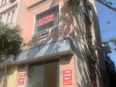 Cho thuê nhà mặt đường âu cơ  gần công viên nước hồ tây 0