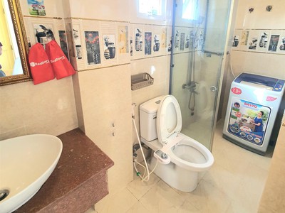 Chdv vip ban công 45m2 sát big c trường chinh - tivi 80 inch tân bình 2