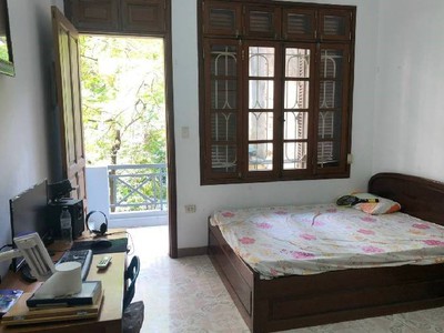 Bán nhà phố lương định của: 39m2 x 4t, ô tô, ngõ thông, thẳng tắp 50m ra phố, chỉ 8 tỷ 2