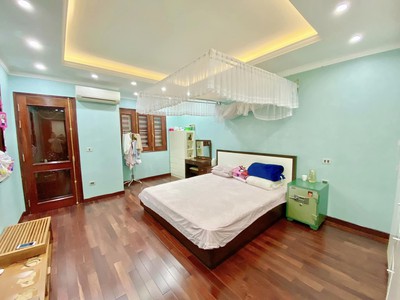 Bán nhà phố chùa bộc, ngõ rộng, ô tô gần, nhà đẹp, 48m, 4pn, 6 tỷ 3