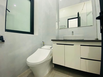 Cho thuê căn hộ giá siêu tốt chỉ 8tr bao hết dịch vụ tại Vinhomes Imperia 5