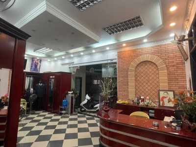 Cho thuê nhà tầng 1 200c đội cấn, ba đình, hà nội. 1