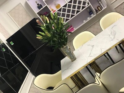 Nhà đẹp đón tết - di trạch, văn minh. nhỉnh 3 tỷ - 40m sẵn nhà 4 tầng, 4 ngủ, cầu thang ở giữa. lh 2