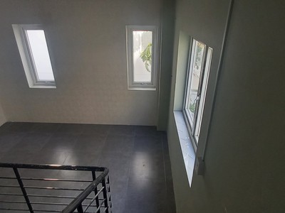 Cho thuê nhà nguyên căn khu khang điền, quận 9, trống suốt, tiện ở và làm văn phòng, giá hạt dẻ 11 2