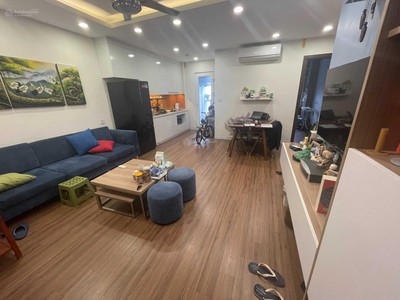 Chính chủ cần bán căn hộ 68m2, full đồ với giá 2,1 tỷ. nhận nhà ở ngay trước tết 2