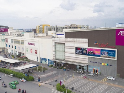 Gia đình cần bán lô đất 100m2, sát siêu thị AEON Bình Dương 4