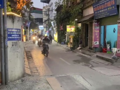 Sang nhượng quán tóc nam địa chỉ 55/145 cổ nhuế, bắc từ liêm 4