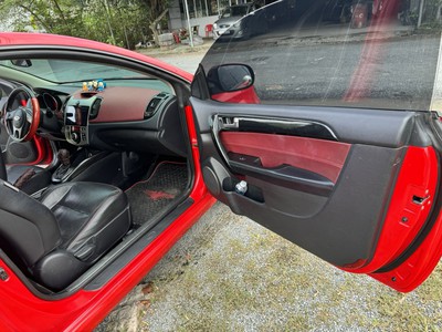 Bán xe Kia Forte Koup GDI đời 2011, màu đỏ. 8