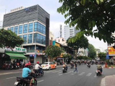 Bán gấp nhà 2 mặt tiền, Đinh Tiên Hoàng, P.Đakao, Q.1.Dt:4x16, 1tr4l, giá:23 tỷ 0