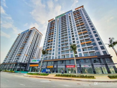 Chính chủ bán gấp căn hộ , sổ hồng riêng ,view nhà phố , tặng nội thất 1