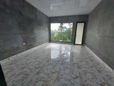 Cho thuê nhà âu cơ, 30m2, 2 t, đủ đồ, gần ô tô, 8tr. 4