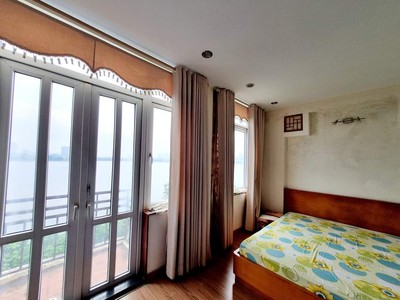 Bán gấp nhà phố yên hoa yên phụ tây hồ, 61m2 6t t.máy view tây hồ, ô tránh, vỉa hè 3m, kinh doanh 4