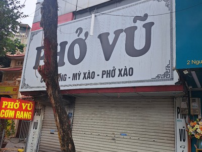 Nhà mặt phố Nguyễn Khánh Toàn, Diện tích 50m2 x 2 tầng, măt tiền 7m 1