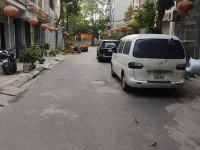 Bán đất khuyến lương, ao vực phân lô 60m đường 12m giá quanh 5 tỷ 0