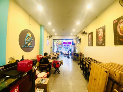 Quận 1, ngay chợ bến thành - sang quán nhậu    food beer   khu vip  khách du lịch, tel : 3