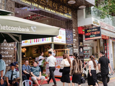 Kiot cho thuê tự doanh 6 năm 24 tháng cho 10 KH đầu tiên. 3