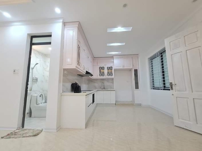 Chung cư Trần Quý Kiên Cầu Giấy, tầng trung, lô góc, nhà đẹp 80m nhỉnh 3 tỷ 3