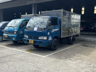 Chính chủ cần bán xe Tải thùng kia k165 đời 2017 0