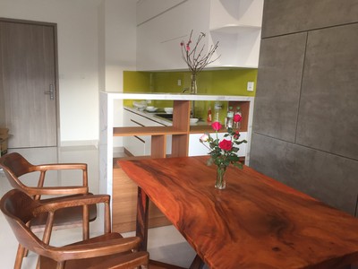 Cho thuê căn hộ chung cưu cao cấp 3 ngủ 2 vệ sinh giá cực kì hời với full nội thất cao cấp chỉ có 0