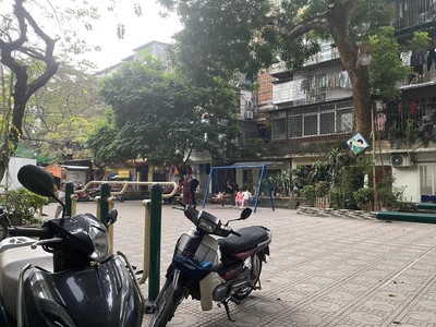 A chính chủ 2.1 tỷ nhà tt txbắc phố nguyễn quý đức,hn,50m2,sổ đỏ,kd đỉnh,nhà mới,ở sướng,thanh 1