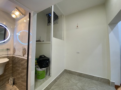 Chỉ 1,25 tỷ có ngay căn hộ tập thể tầng 2 32m2, thiết kế long lanh 5 sao ngay gần phố, ô tô đỗ cổng, 3