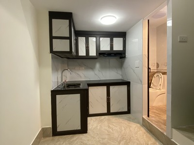 Chỉ 1,25 tỷ có ngay căn hộ tập thể tầng 2 32m2, thiết kế long lanh 5 sao ngay gần phố, ô tô đỗ cổng, 4