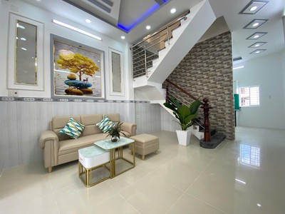 Siêu phẩm sát vách quận 7 - cạnh hẽm xe hơi huỳnh tấn phát 68m2  6.2m x 12m  3 tầng 4pn chỉ 4 tỷ x 2