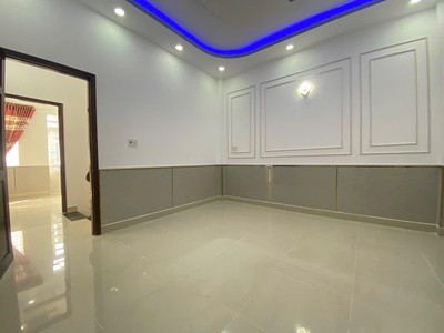 Siêu phẩm sát vách quận 7 - cạnh hẽm xe hơi huỳnh tấn phát 68m2  6.2m x 12m  3 tầng 4pn chỉ 4 tỷ x 4