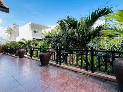 Bán biệt thự sân vườn mặt tiền quận sơn trà đà nẵng diện tích 450m2 2 tầng chỉ 4x tỷ 1