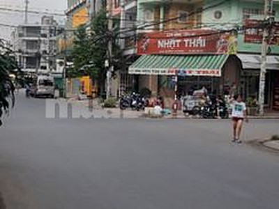 NHÀ Đường Phạm Nhữ Tăng F4Q8 dt: 4m x 18m, 2 lầu, 1 ST giá 12,5 tỷ 2