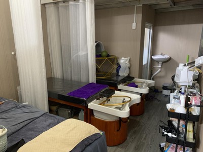 Quận bình tân , hot hot, sang rẻ spa mới đẹp, đối diên kcn pouyen , gần chợ rất đông công 2