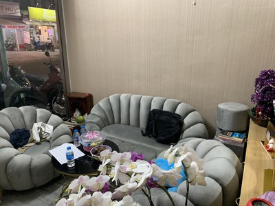 Quận bình tân , hot hot, sang rẻ spa mới đẹp, đối diên kcn pouyen , gần chợ rất đông công 3