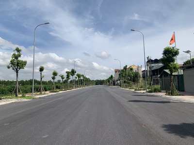 Chính chủ chị gái cần bán lô đất đấu giá Cự Khối, mặt đường 25m view vườn ổi quy hoạch hồ 13ha 2