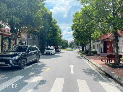 Bán lô đất biệt thự Trường An, ph Thanh Bình, TP HD, 252m2, 3 mặt tiền, view vườn cây xanh, giá tốt 0