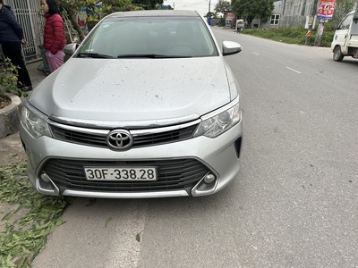 Chính chủ bán xe Camry 2.0E sản xuất 2015, mẫu 2016 0