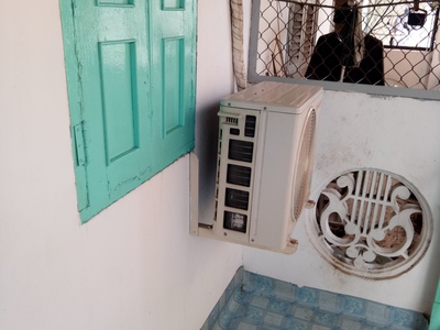 Cho thuê nhà nguyên căn, hẽm CMT8, P.13, Q.10, có máy lạnh  Chính Chủ 19