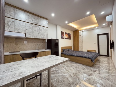 A chính chủ tòa nhà 7t 99m2 phố dương quảng hàm,cg,hn,20 tỷ 18 căn thang máy,ô tô,full nt cao cấp, 4