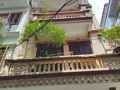 Bán nhà gần học viện tài chính - bắc từ liêm -dt30m2 , 5 tầng giá 3,5 tỷ. kinh doanh , ô tô đỗ cửa 0